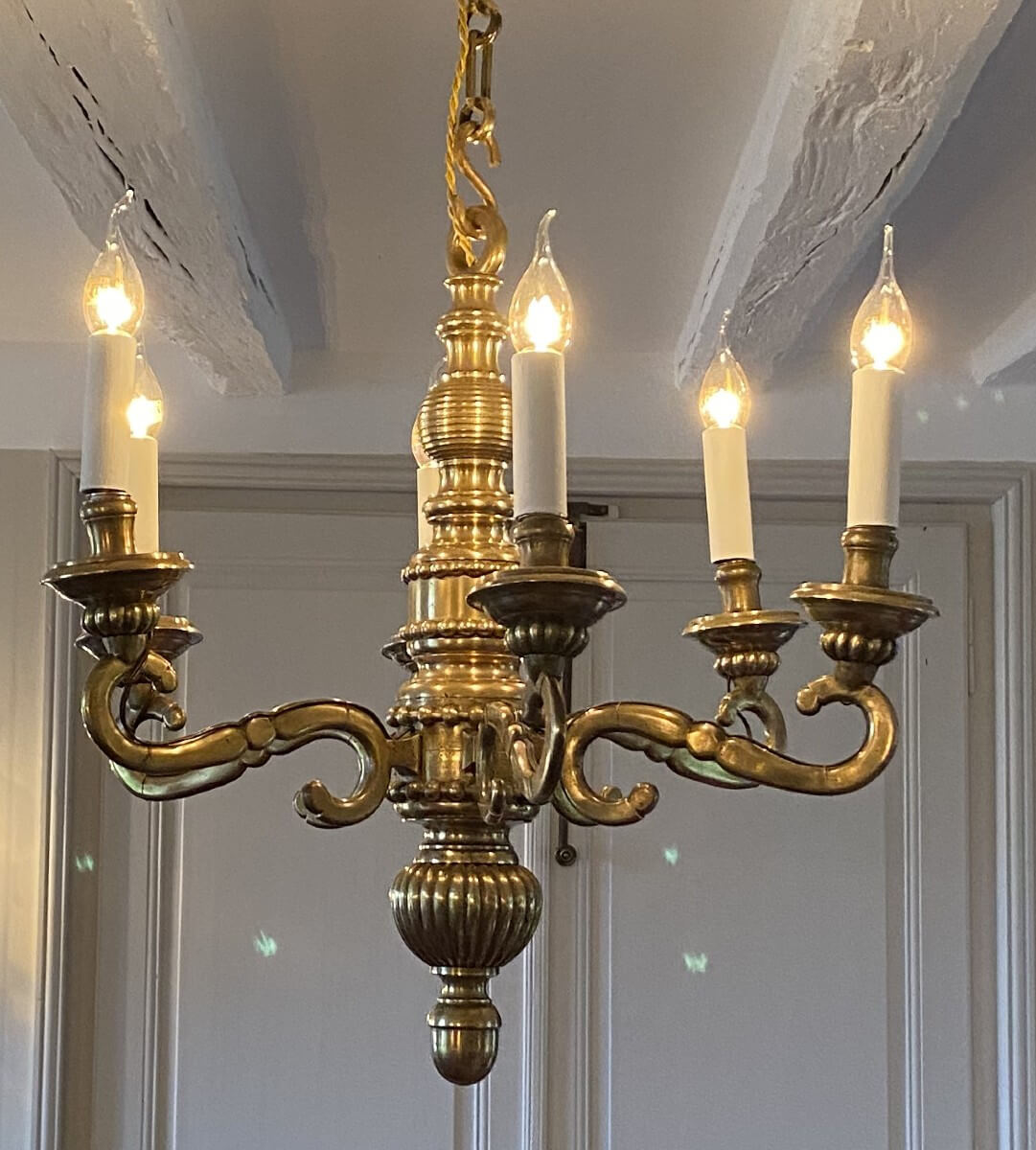 lustre à 6 bras de lumière en bronze