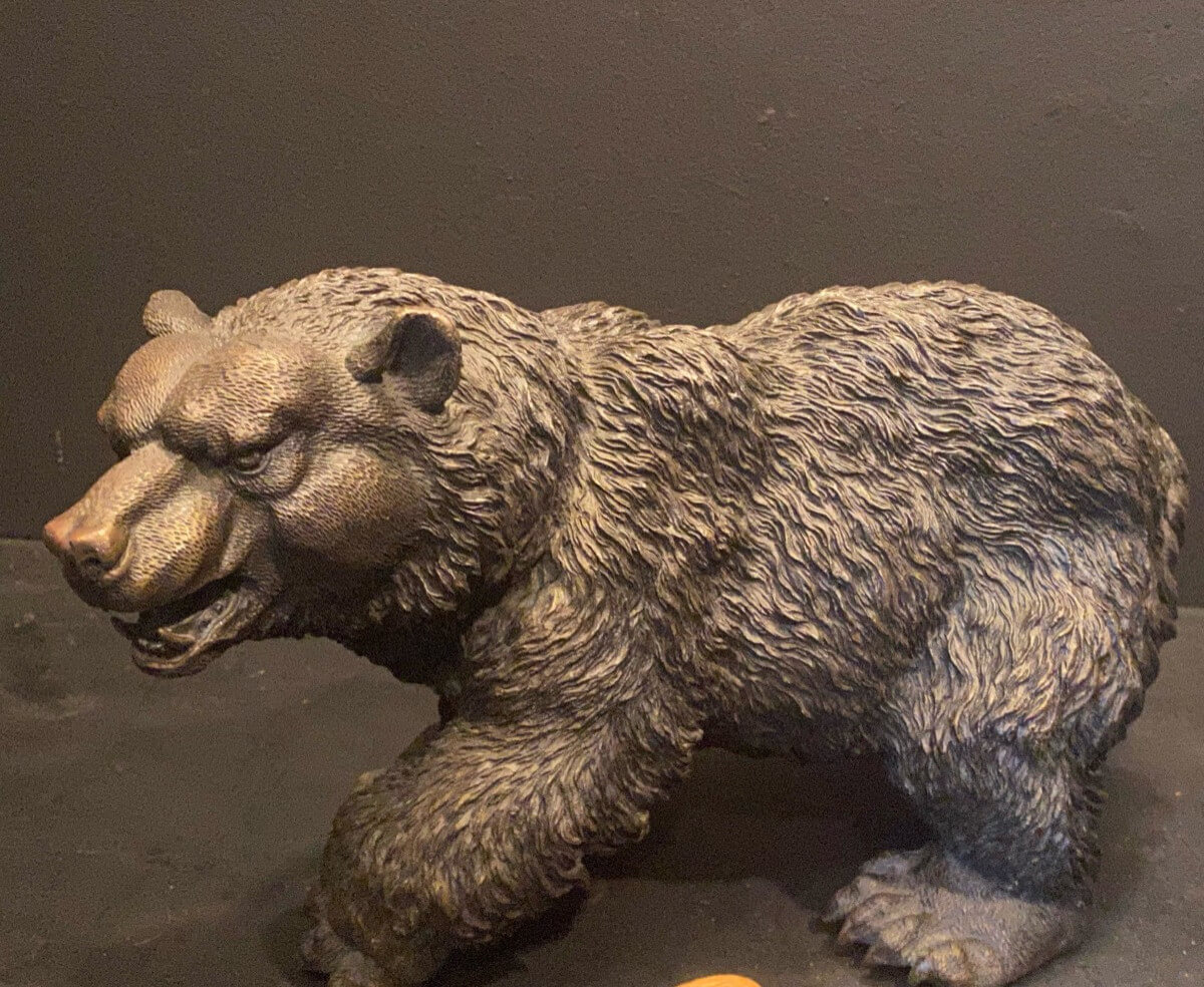 ours en bronze, grizzli