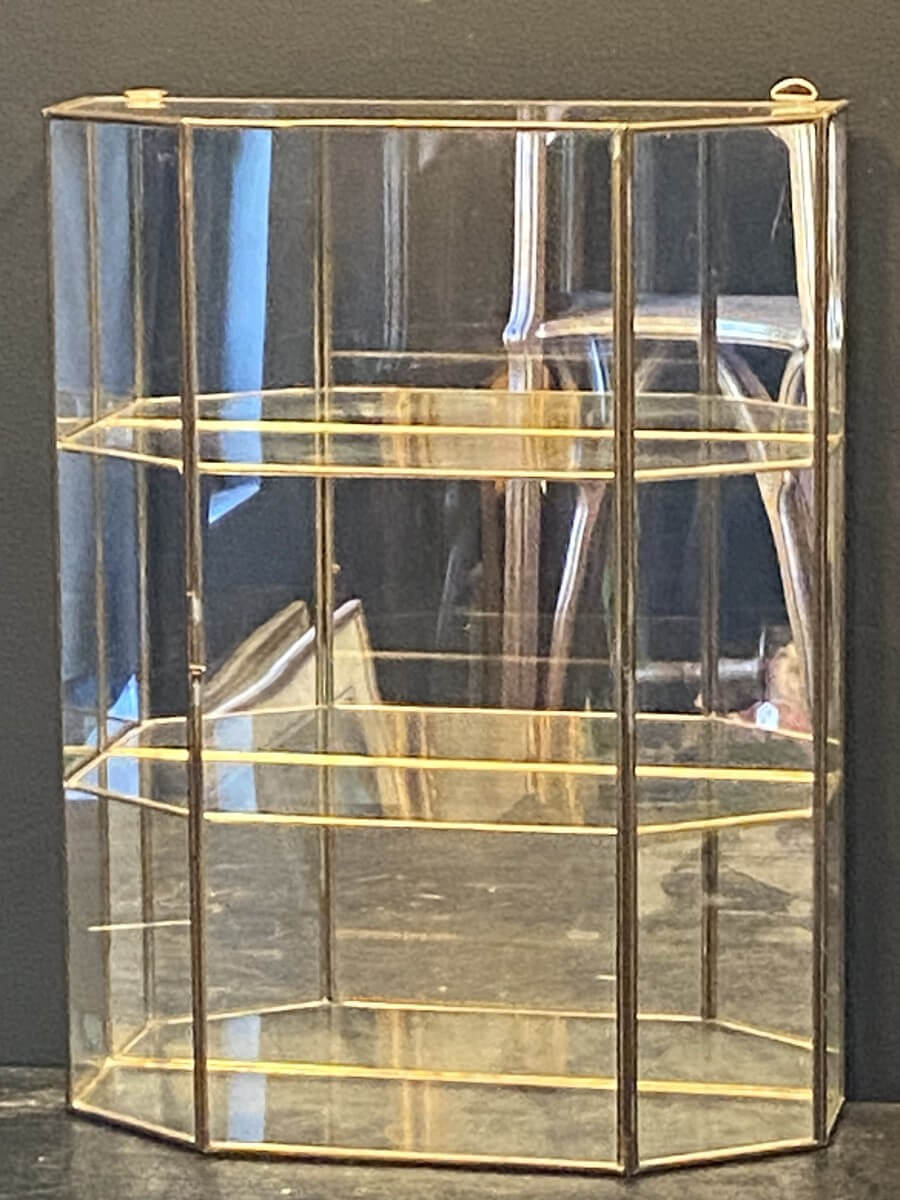 petite vitrine à suspendre ou à poser