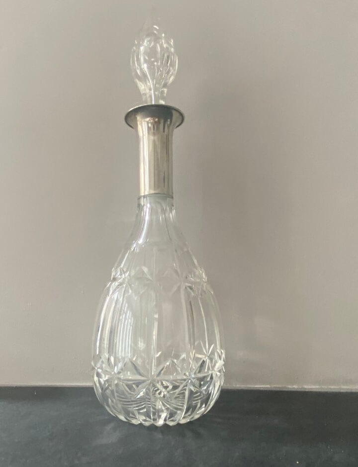 grande carafe en cristal et col argent