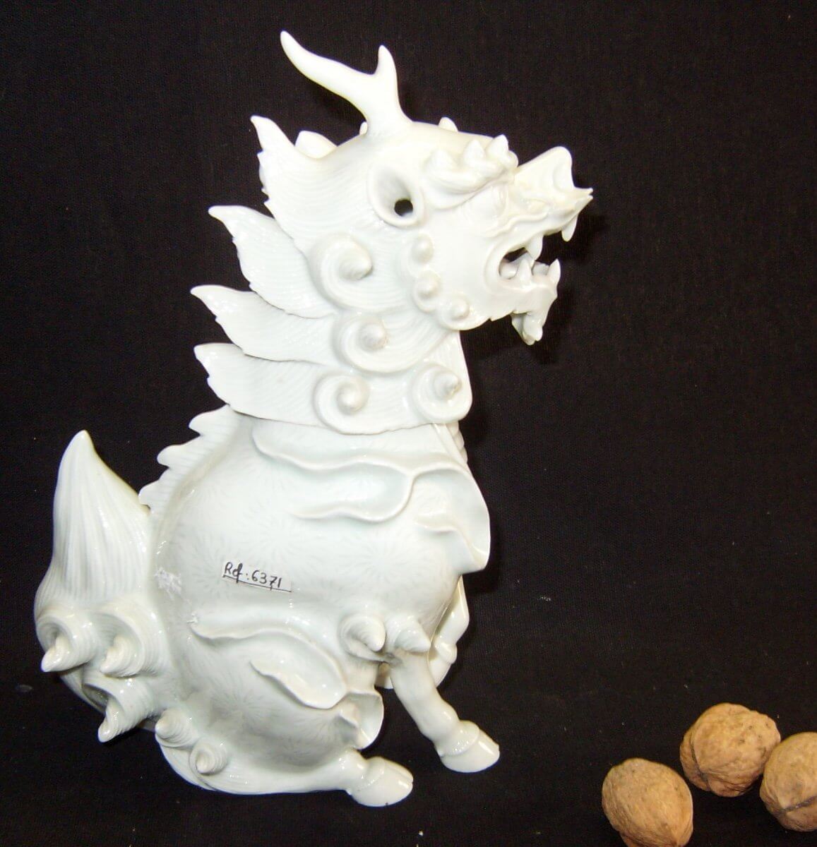 Dragon Blanc, Bouteille  ou pot pourri Zoomorphe