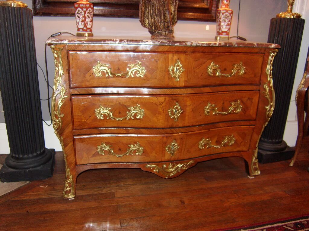 Commode Louis XV Marquetée