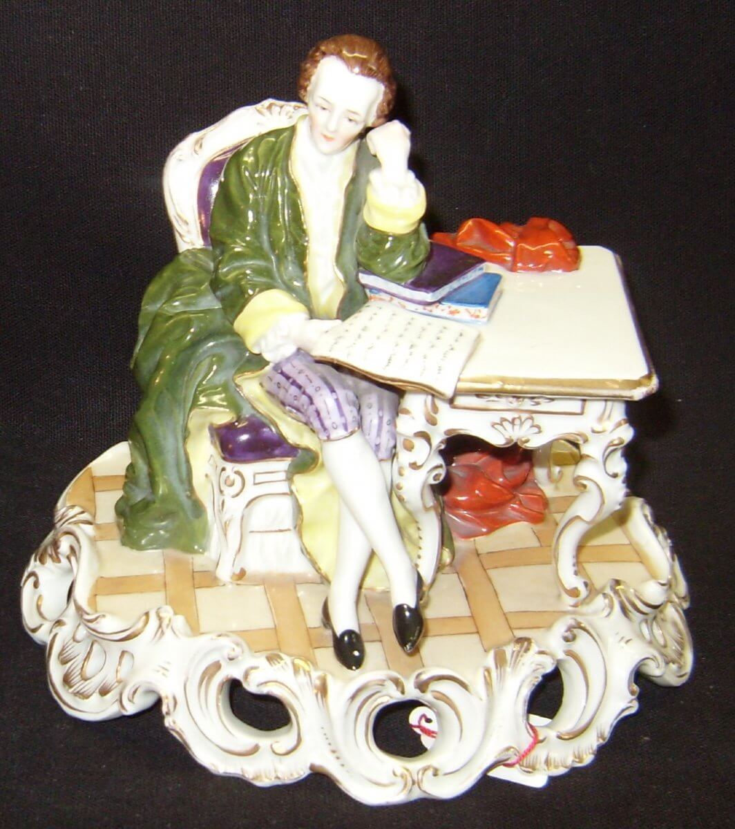 Biscuit, Homme à La Lettre