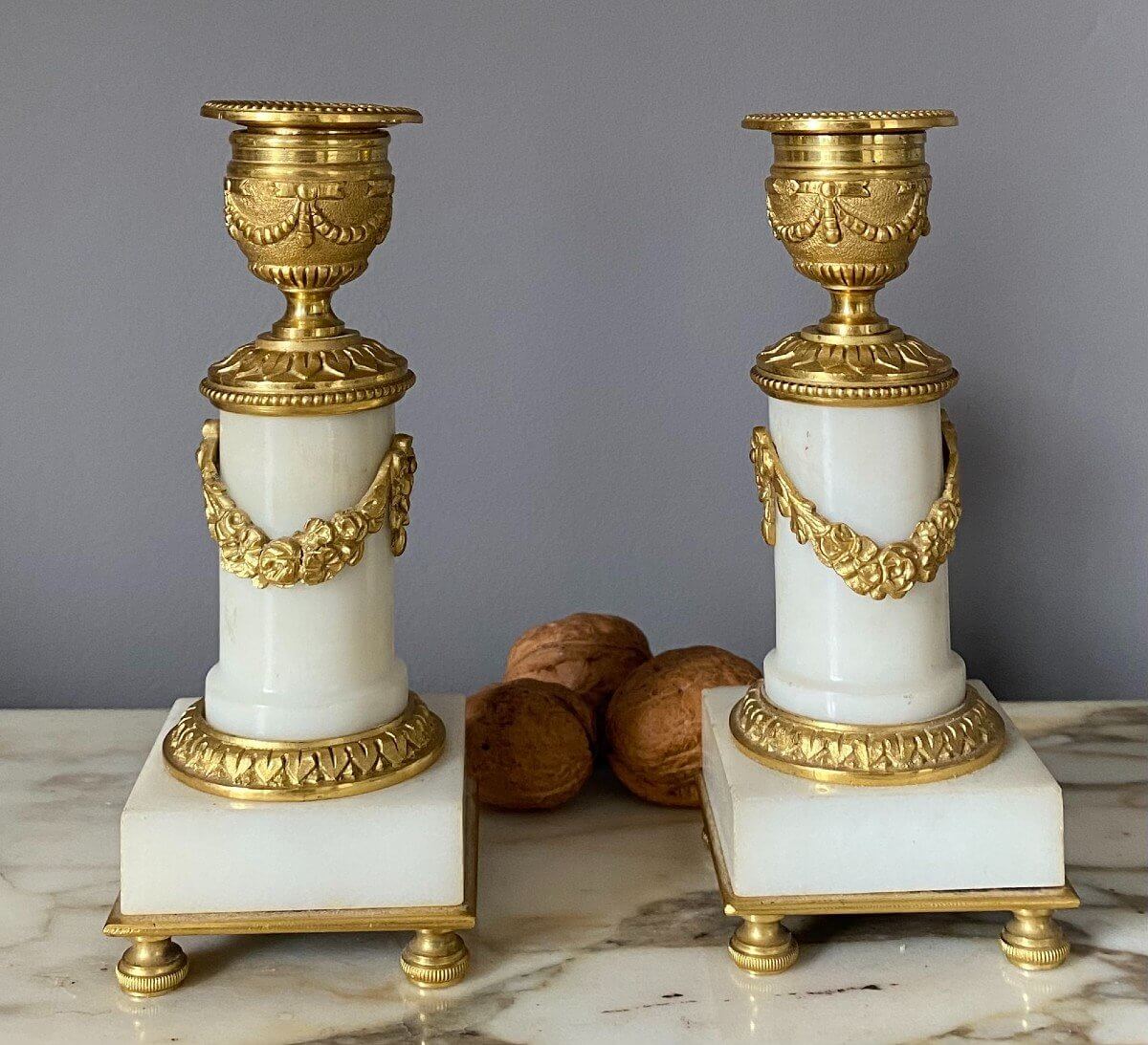 Paire De Petits Bougeoirs