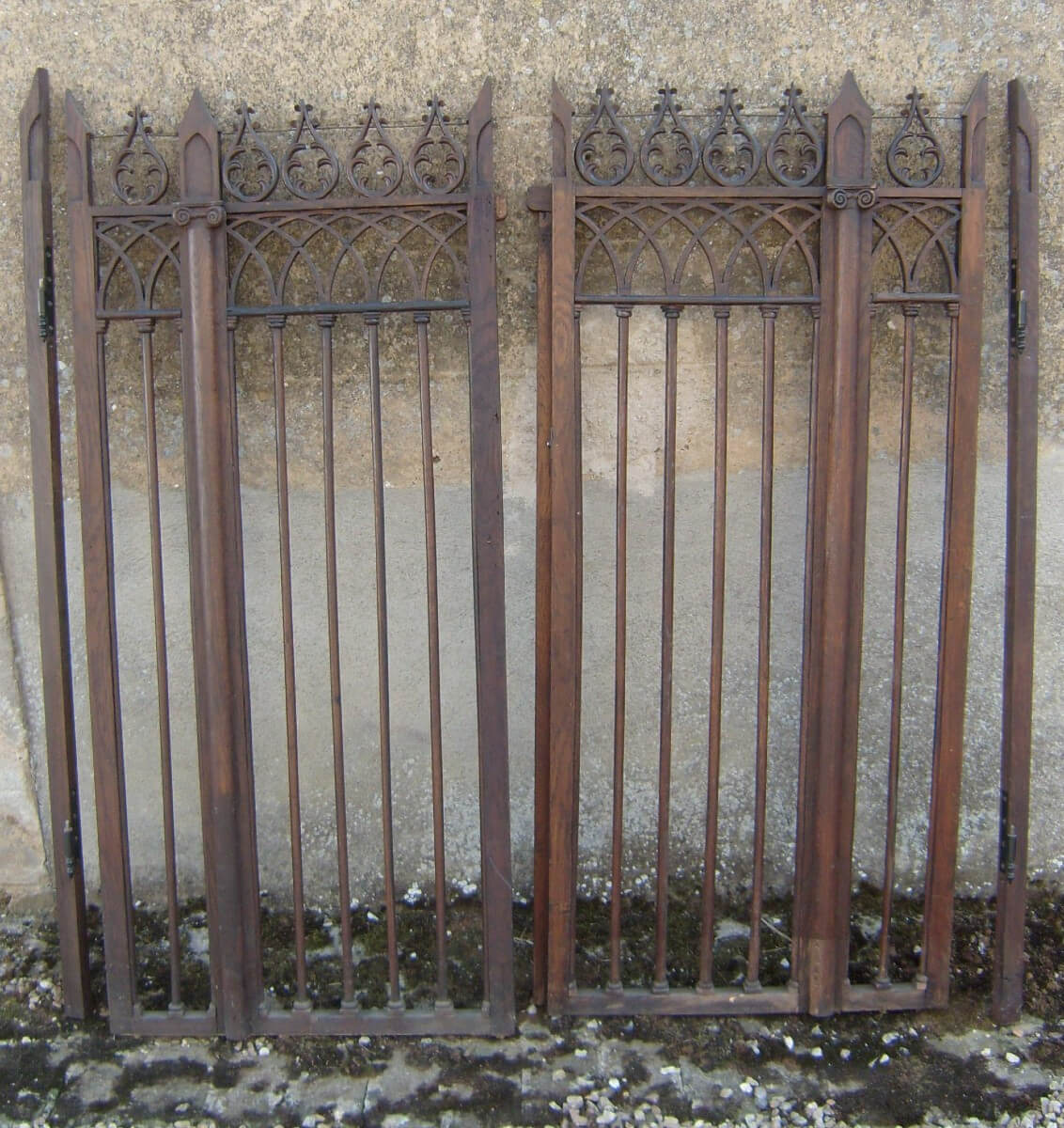 Deux Grilles En Bois Du XIX° Siècle