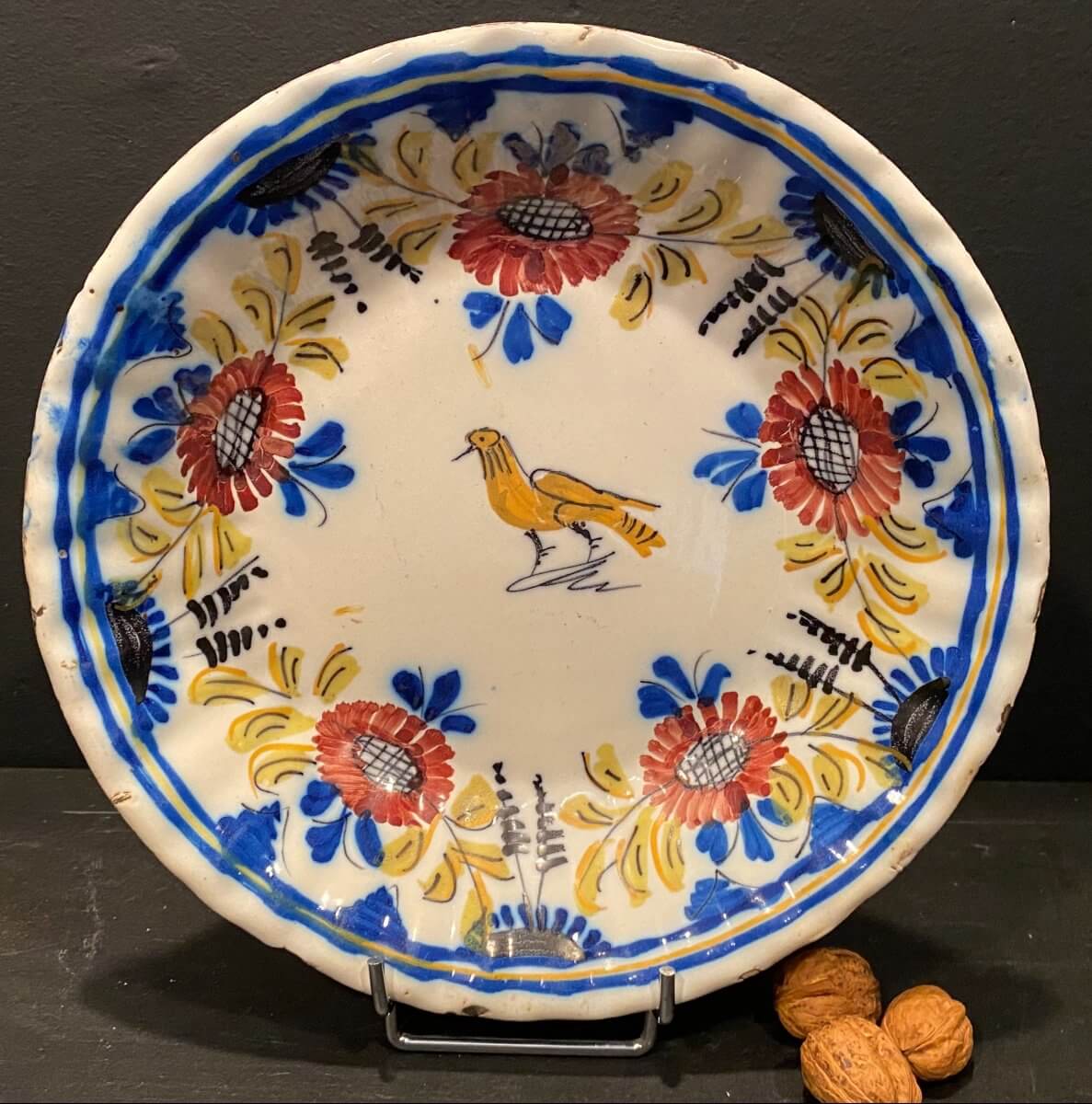 Plat à l'Oiseau En Faïence XVIII°