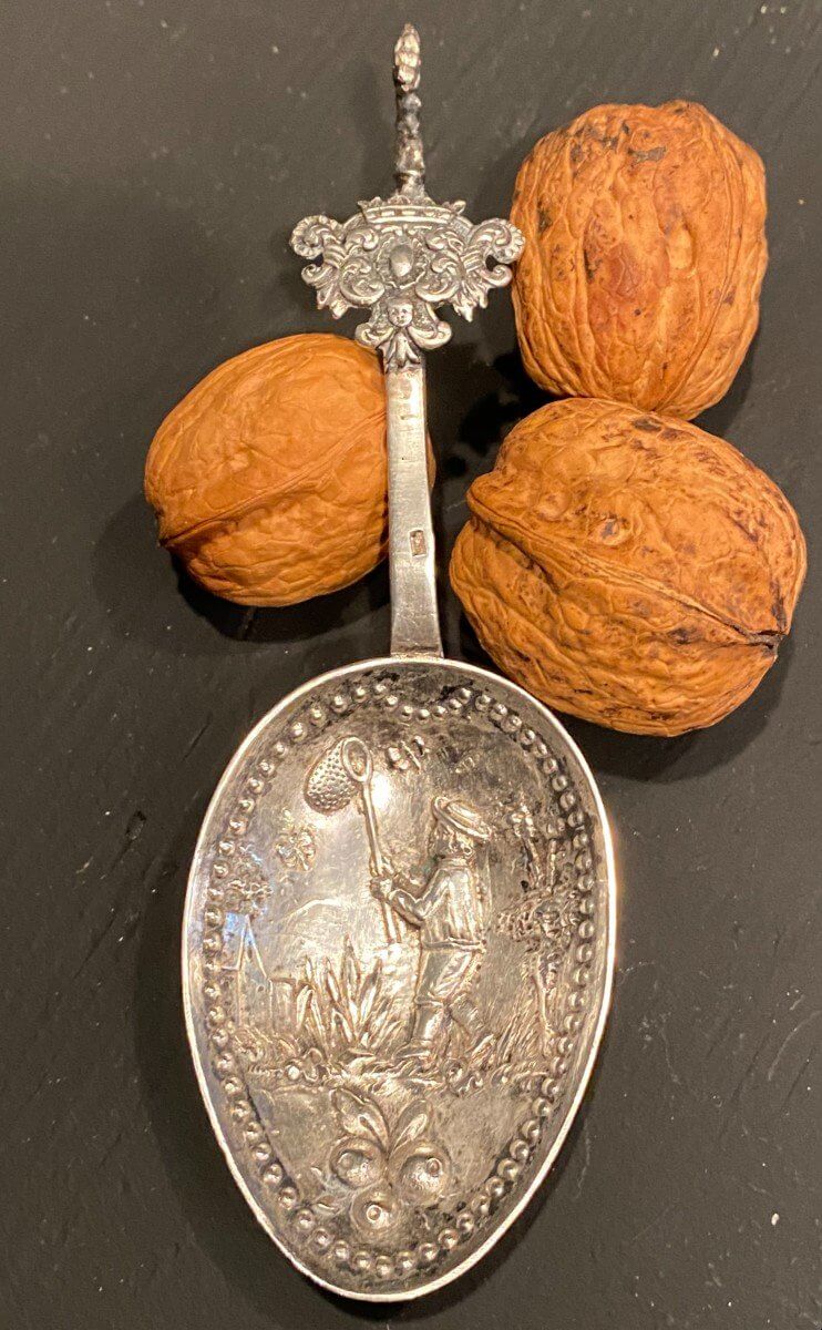 Cuillère De Mariage En Argent, La Chasse Aux Papillons