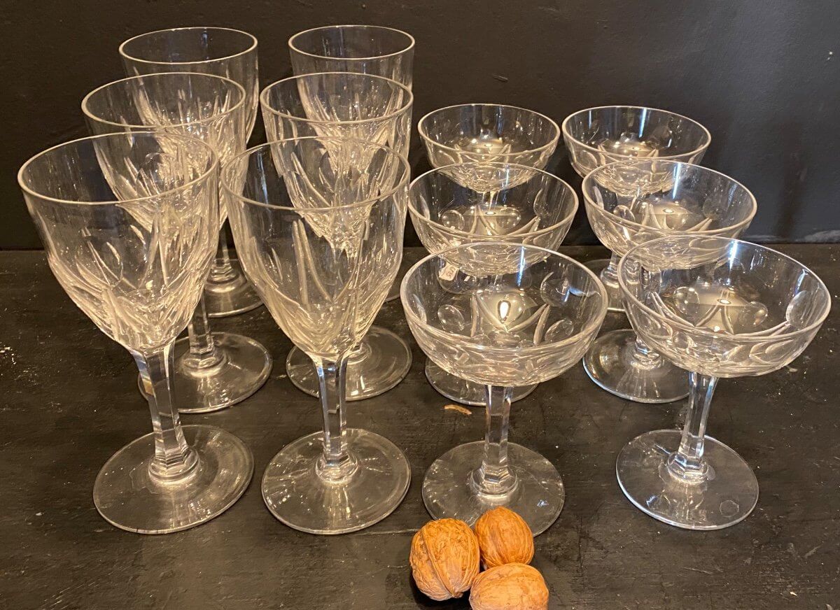 6 Verres Et 6 Coupes En Cristal Taillé