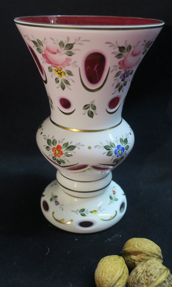 Vase Overlay