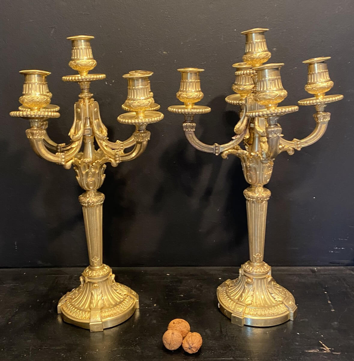 Paire De Chandeliers En Bronze Doré