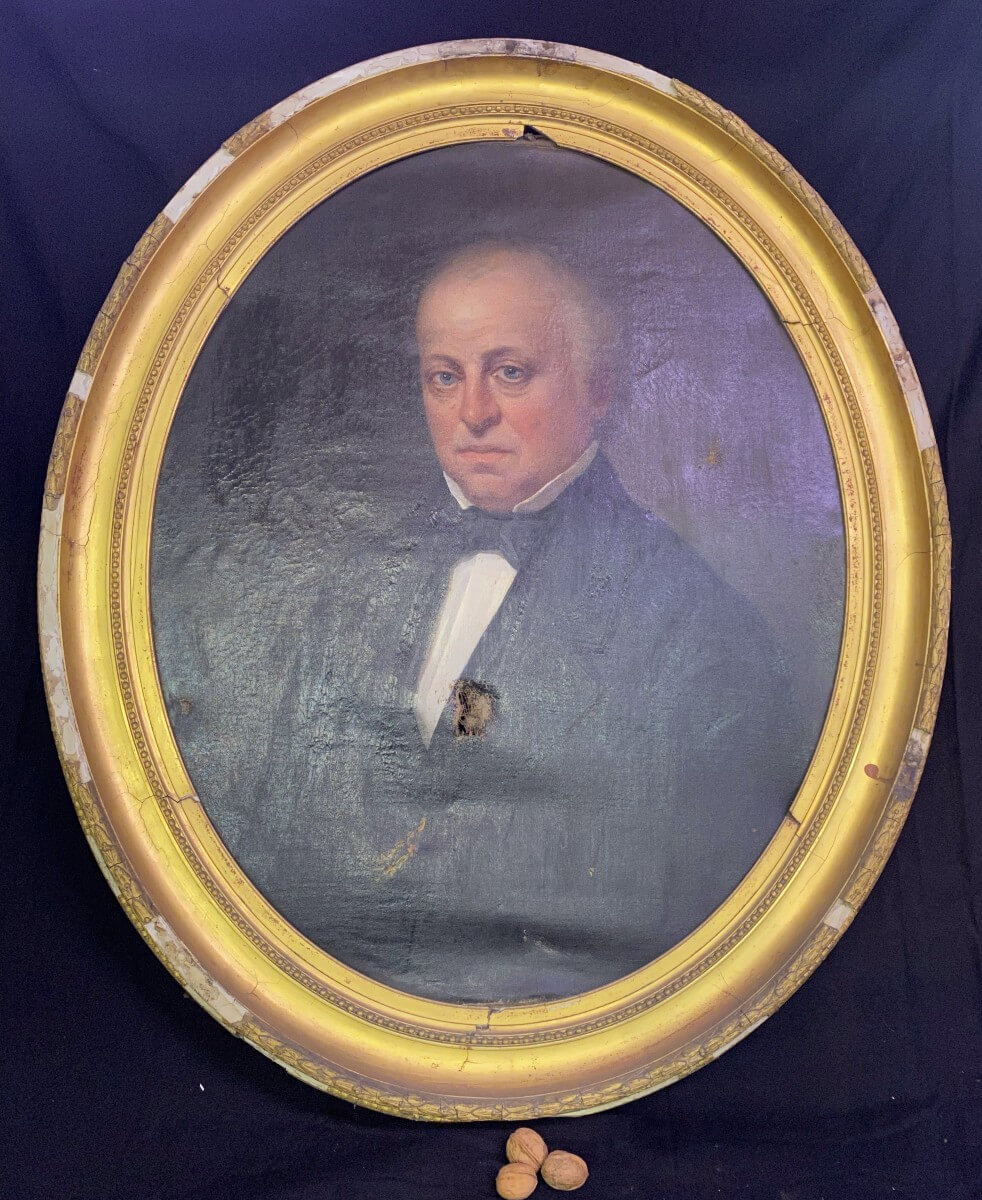 Grand Portrait d'Homme à Restaurer