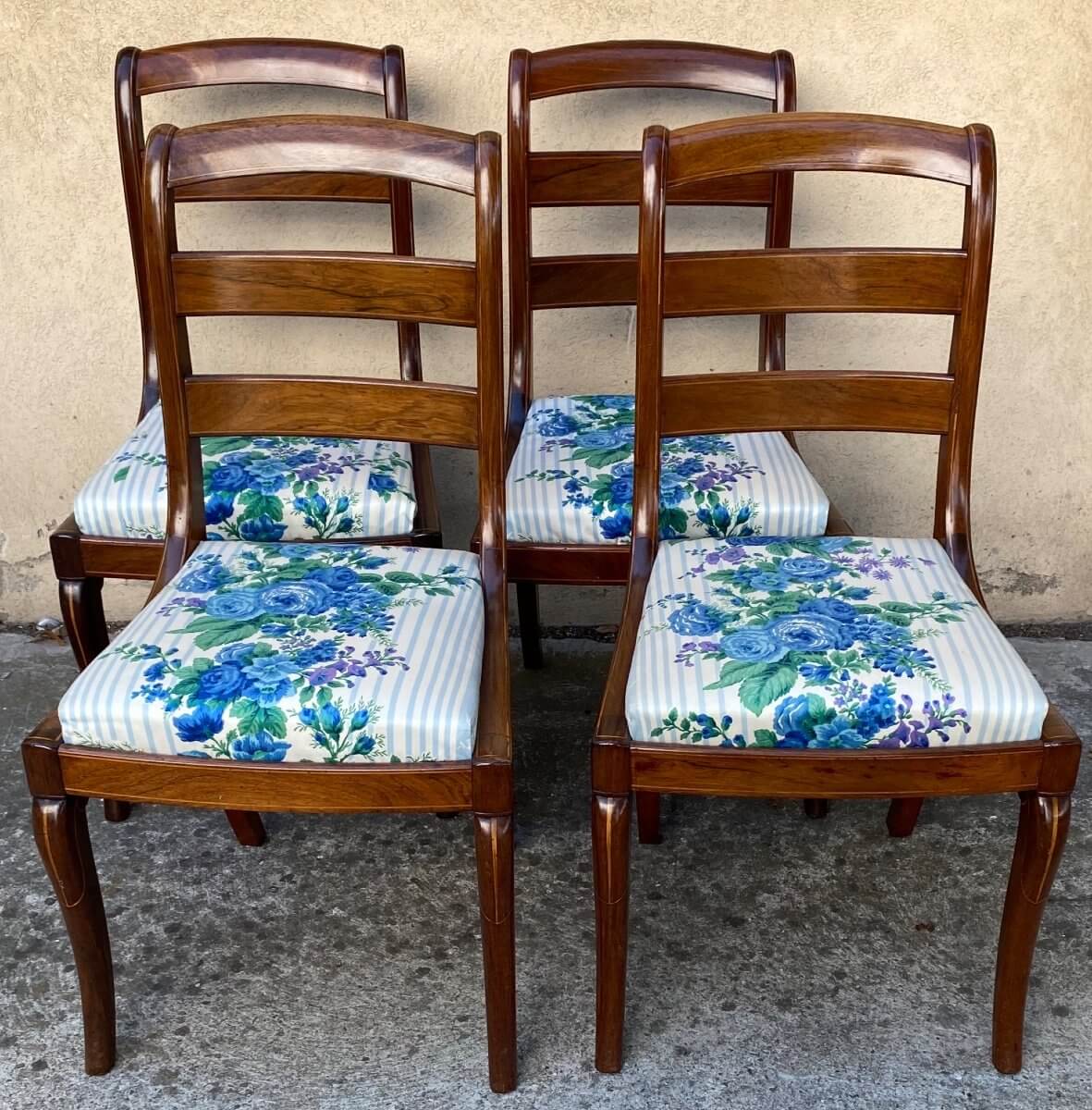 Suite De Quatre Chaises Restauration